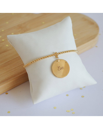 Bracelet perlé avec médaille boussole gravée plaqué or
