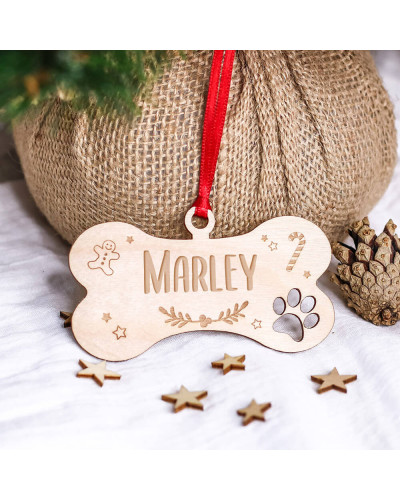 Boule de Noël personnalisée avec prénom du chien