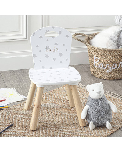 Chaise douceur blanche avec étoiles en bois personnalisée avec prénom