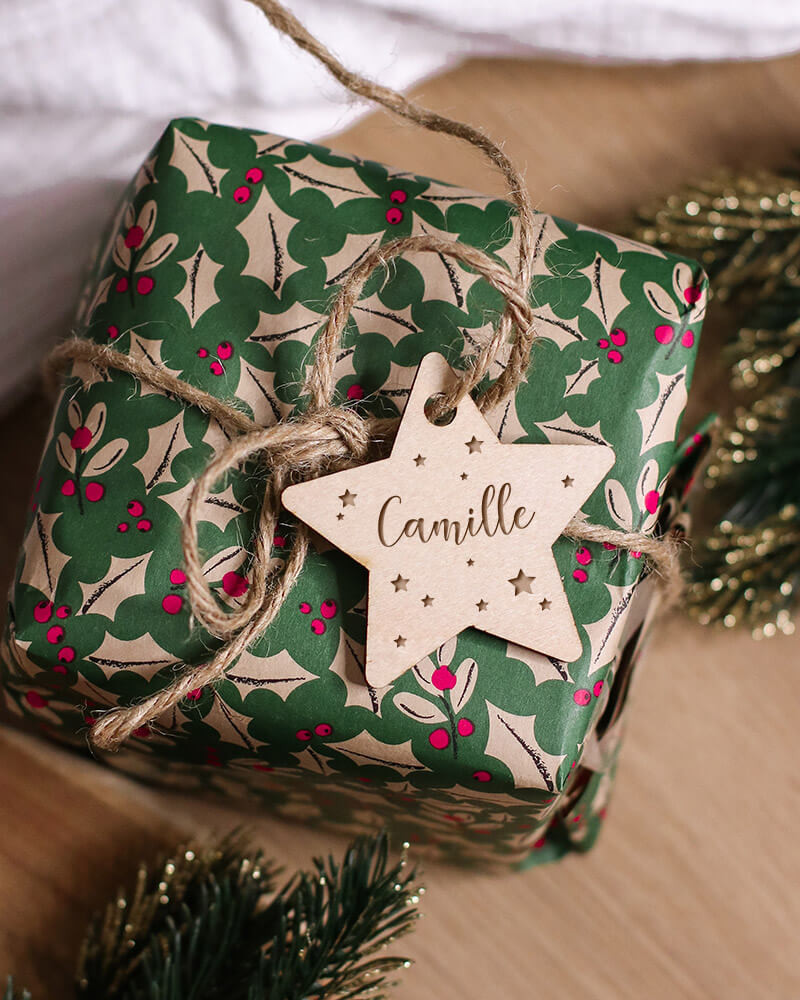 Étiquette à cadeaux de Noël en bois personnalisée - Étoile