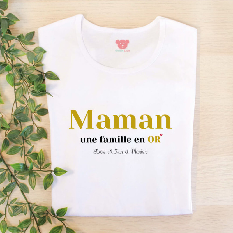 T-shirt maman une famille en or personnalisé